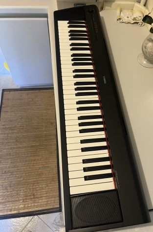 Tastiera musicale Yamaha NP-12B