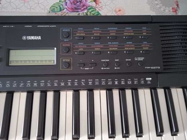 Tastiera Yamaha E 273