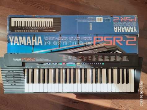 Tastiera Yamaha PSR-2 portatone
