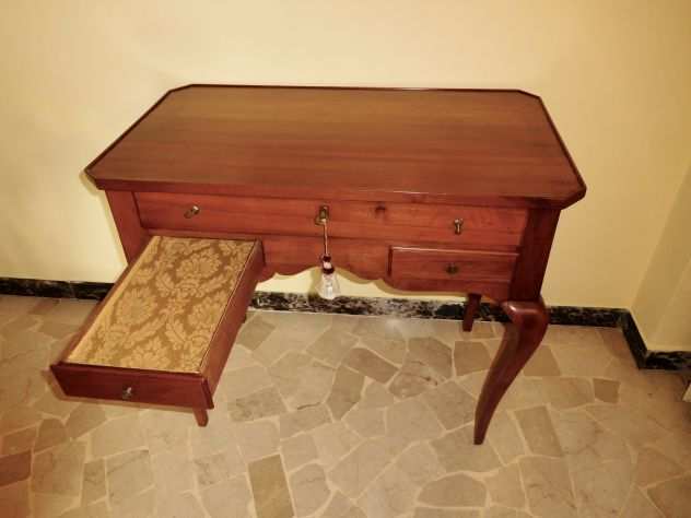 Tavolino antico veneziano, primi 800, da centro in noce massello