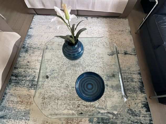 Tavolino da salotto, design in cristallo curvato 90x90