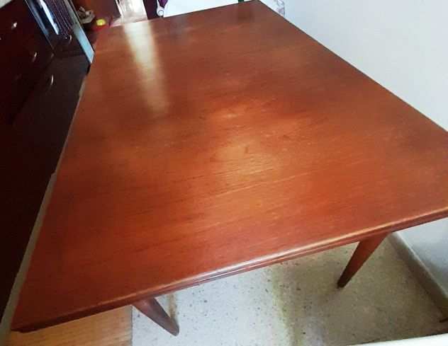 tavolo anni 60 in teak originale
