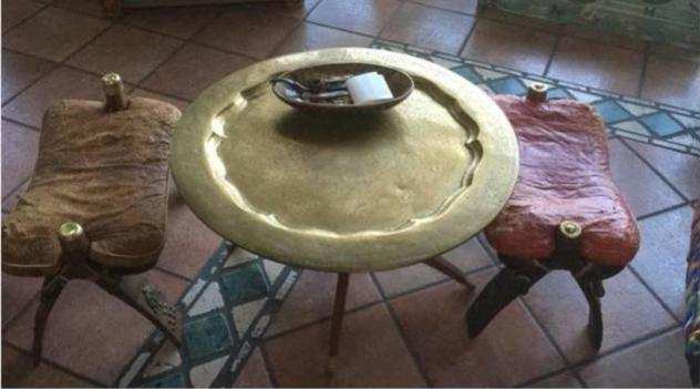 Tavolo artigianale in ottone egiziano inizio 900