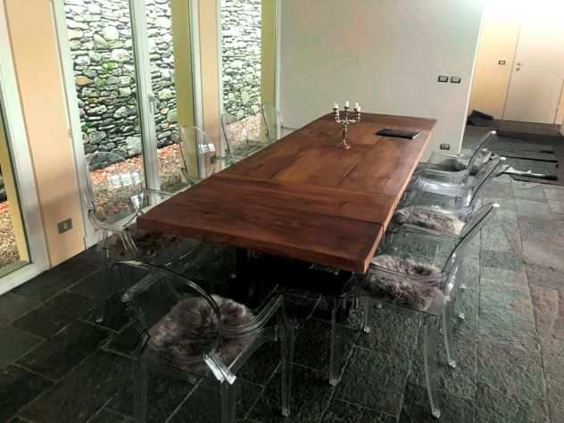 tavolo in legno antico