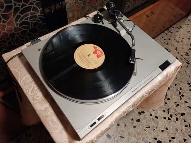 Technics SL-303 Piatto Semi-Automatico Trazione A Cinghia