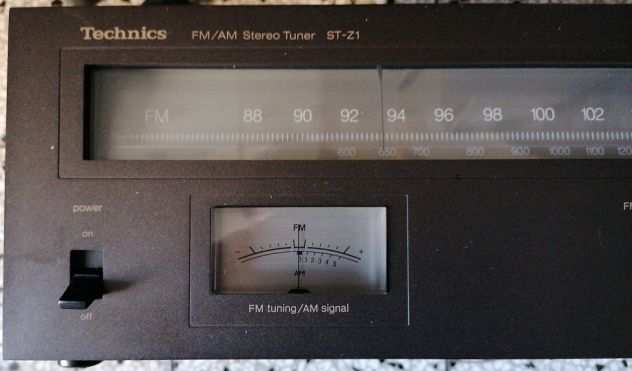 Technics ST-Z1 tuner analogico AM-FM stereo nero