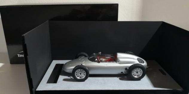 Tecnomodel 118 - Modellino di auto da corsa (1) - Porsche 718 F2 Press version 1960 silver - TM18-136A