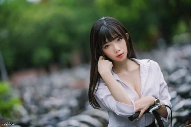 TEL-3240924717-NUOVA APERTO CENTRO MASSAGGI VERO MASSAGGI RELAX RILASANTE CEN