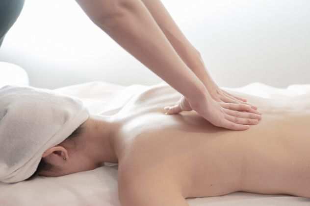 tel-3349211567 ARRIVATE ORIENTALI MASSAGGI DOLCE CARINA Centro Massaggi TUINA,