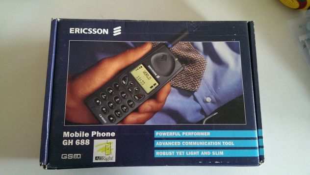 Telefono cellulare Ericsson GH 688