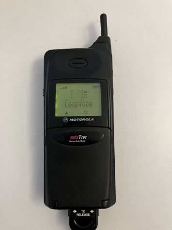 Telefono Cellulare MOTOROLA 8900 MC2-41A11 Funzionante con Difetti LEGGI BENE