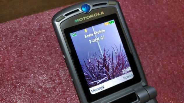 Telefono cellulare Motorola V3XX UMTS vintage
