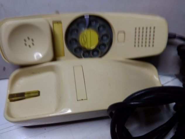 Telefono FACESTANDARD fine anni 60 funzionante