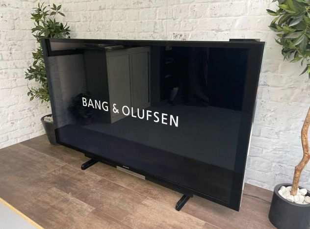 Televisore LCD Bang amp Olufsen BampO BeoVision Avant 75quot NG 4K UHD