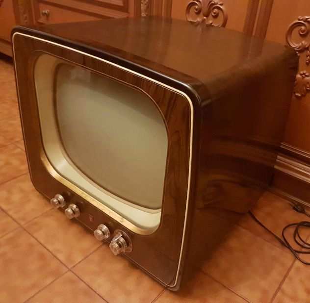 Televisore Philips a valvole del 1954