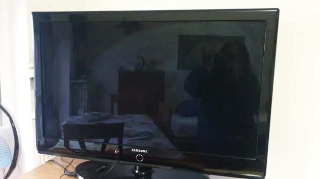 TELEVISORE SAMSUNG FULL HD 50 POLLICI