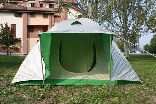 Tenda da campeggio modello igloo