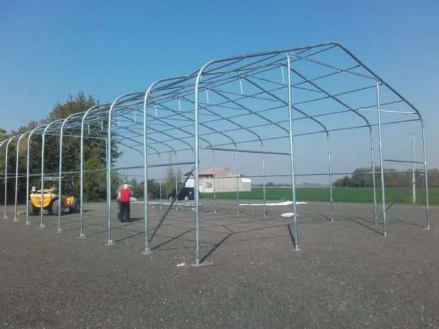 Tendostrutture Industriali Tunnel per Agricoltura 10 x 20 x 5,5 mt. pvc 680 gr.