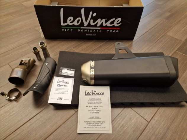 Terminale LeoVince LV-12 Black Edition