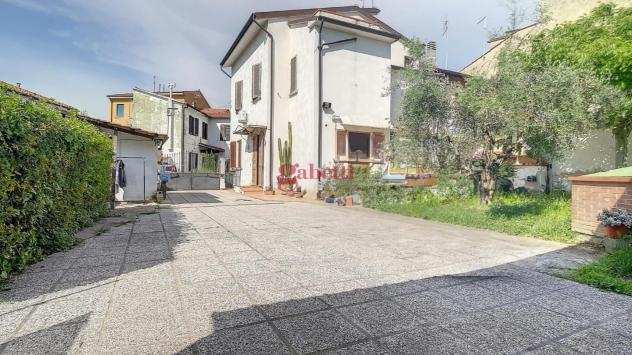 Terratetto in vendita a Pisa 180 mq Rif 1142465