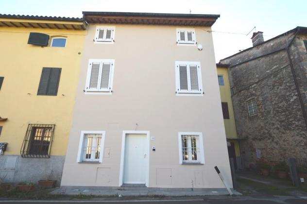 Terratetto in vendita a Santa Margherita - Capannori 106 mq Rif 1223753