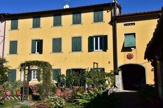 Terratetto in vendita a SANTALESSIO - Lucca 460 mq Rif 1069671