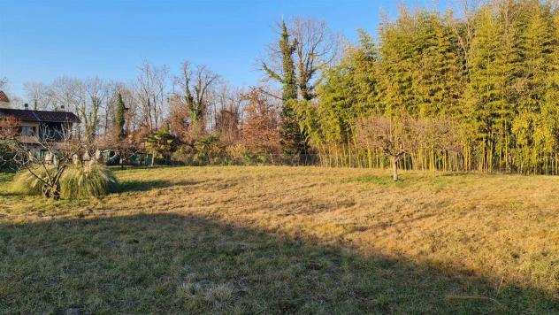 Terreno edificabile in Vendita in zona RATINA con giardino