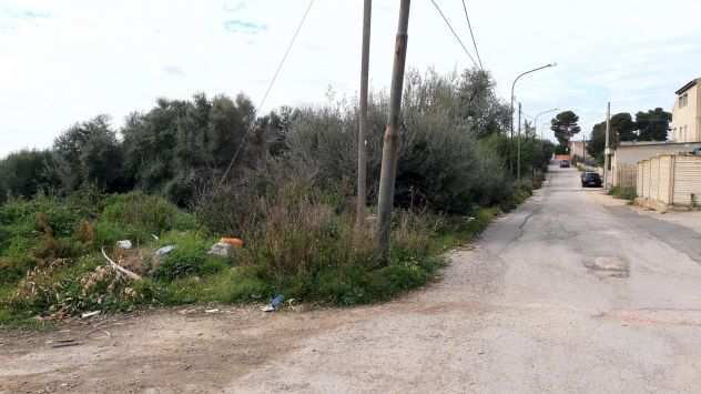 Terreno mq 7200 ad insediamento artigianale, industriale e agricolo a Vittoria