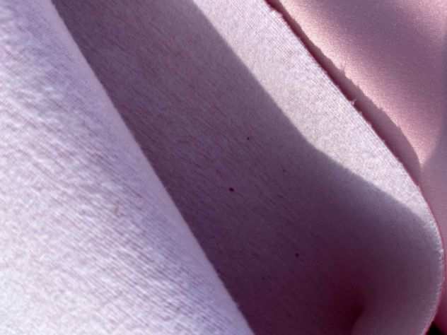 Tessuto raso doppiato colore rosa per Artigianato