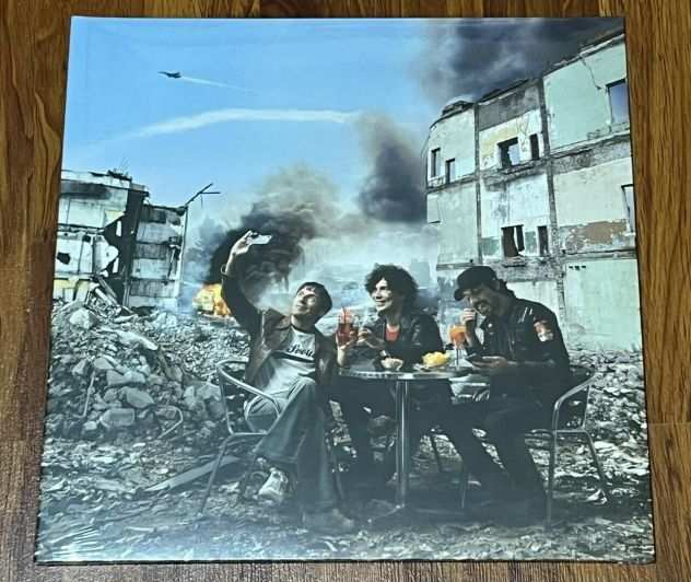 The Zen Circus ndash La Terza Guerra mondiale (2022) VINILE AZZURRO