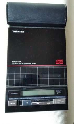 Toshiba XR-P9 portable cd player usato