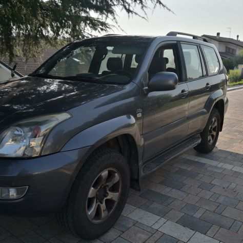 toyota land cruiser 5 porte