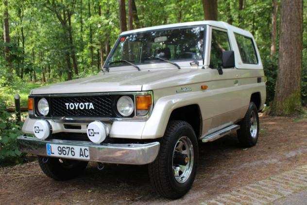 Toyota - Land Cruiser Turbo FRP-TOP - 1988