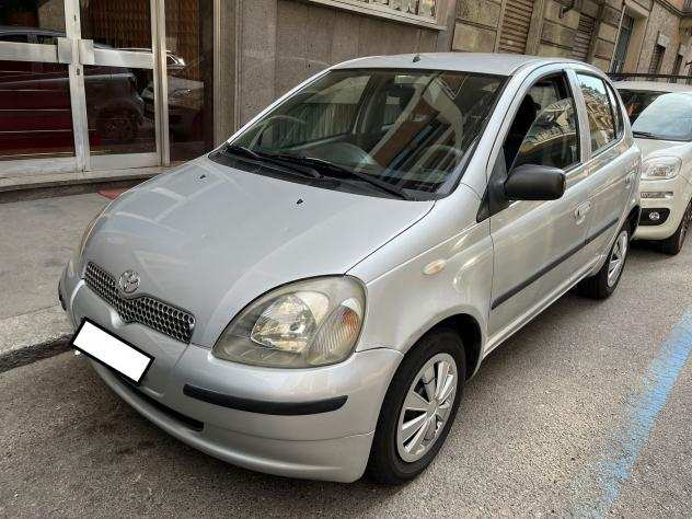 Toyota Yaris 1.0i 16V cat 5 porte