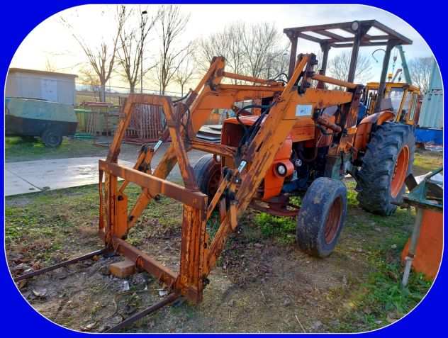 Trattore Agricolo OM 615 con Forche Balloni