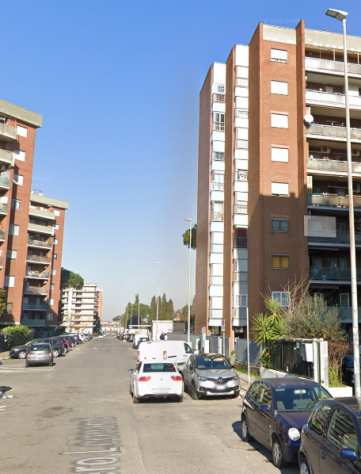 Trilocale CINECITTA - con BALCONE