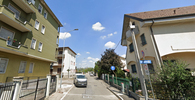 Trilocale con due camere e un balcone - Libero subito