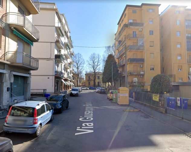 Trilocale con posto auto - Parma