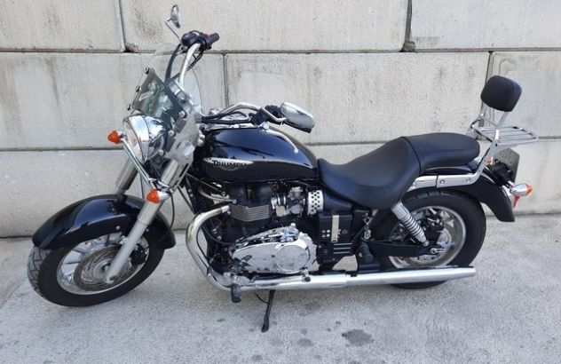 TRIUMPH AMERICA 900 2013