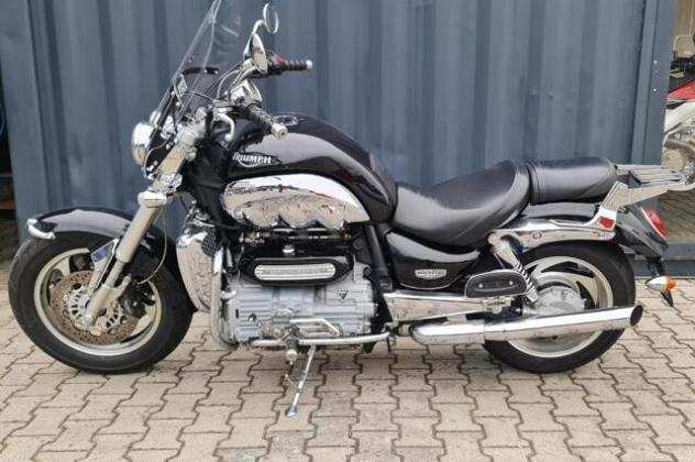 Triumph Rocket III rochet III 2004