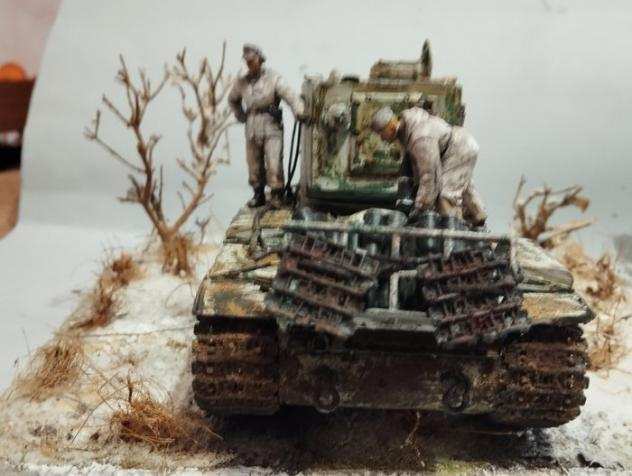 Trumpeter - Diorama KV-2 preda bellica tedesca WW2 - 2000-2010 - Asia