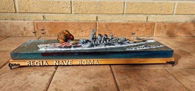 Trumpeter - Diorama Regia Nave quotRomaquot con U-boot in Epoxyresin 53 cm con Led - 2000-2010 - Italia