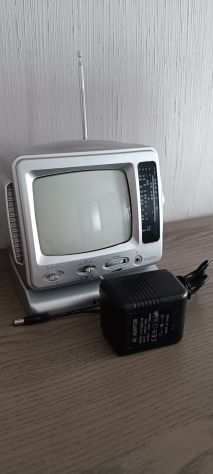 Tv portatile MAJESTIC TV 2001  Radio AM-FM