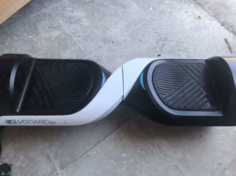 Two Dots Hoverboard Glyboard 2.0 White Edition