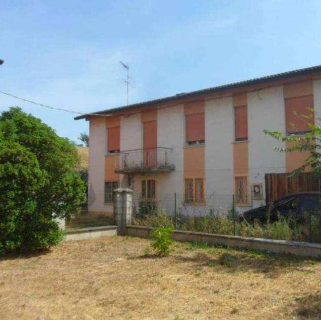 U18823 - Appartamento con garage in via Casoni di Sopra