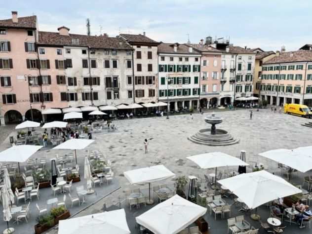 Udine centro piazza San Giacomo
