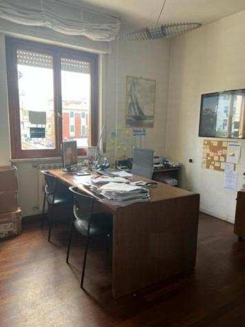 Ufficio in affitto a MARINA DI CARRARA - Carrara 120 mq Rif 1046948