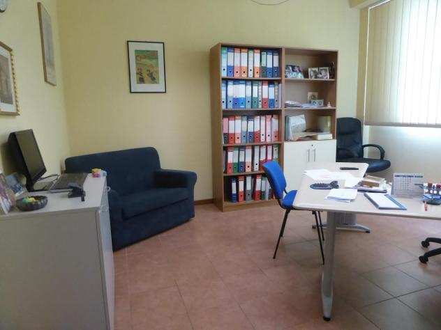 Ufficio in vendita a NAVACCHIO - Cascina 70 mq Rif 1141004