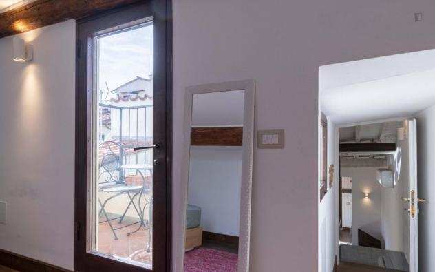 Un appartamento di 1 stanza, con spazio esterno
