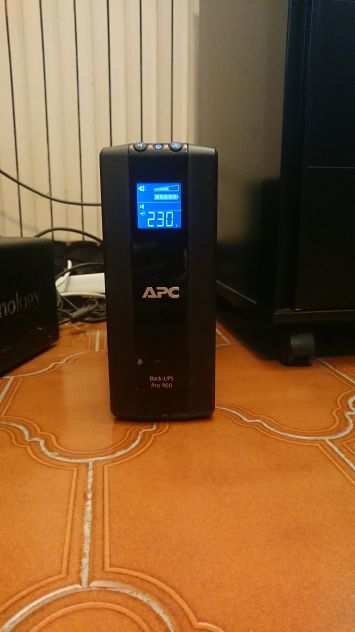 UPS 900VA APC